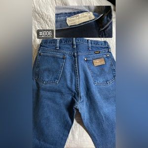Wrangler, 32x34, blue jeans